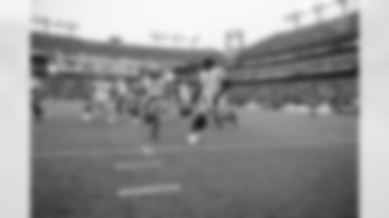 The Pittsburgh Steelers during a regular season game between the Pittsburgh Steelers and the Baltimore Ravens, Sunday, Jan. 9, 2022 in Baltimore, MD. (Caitlyn Epes / Pittsburgh Steelers)