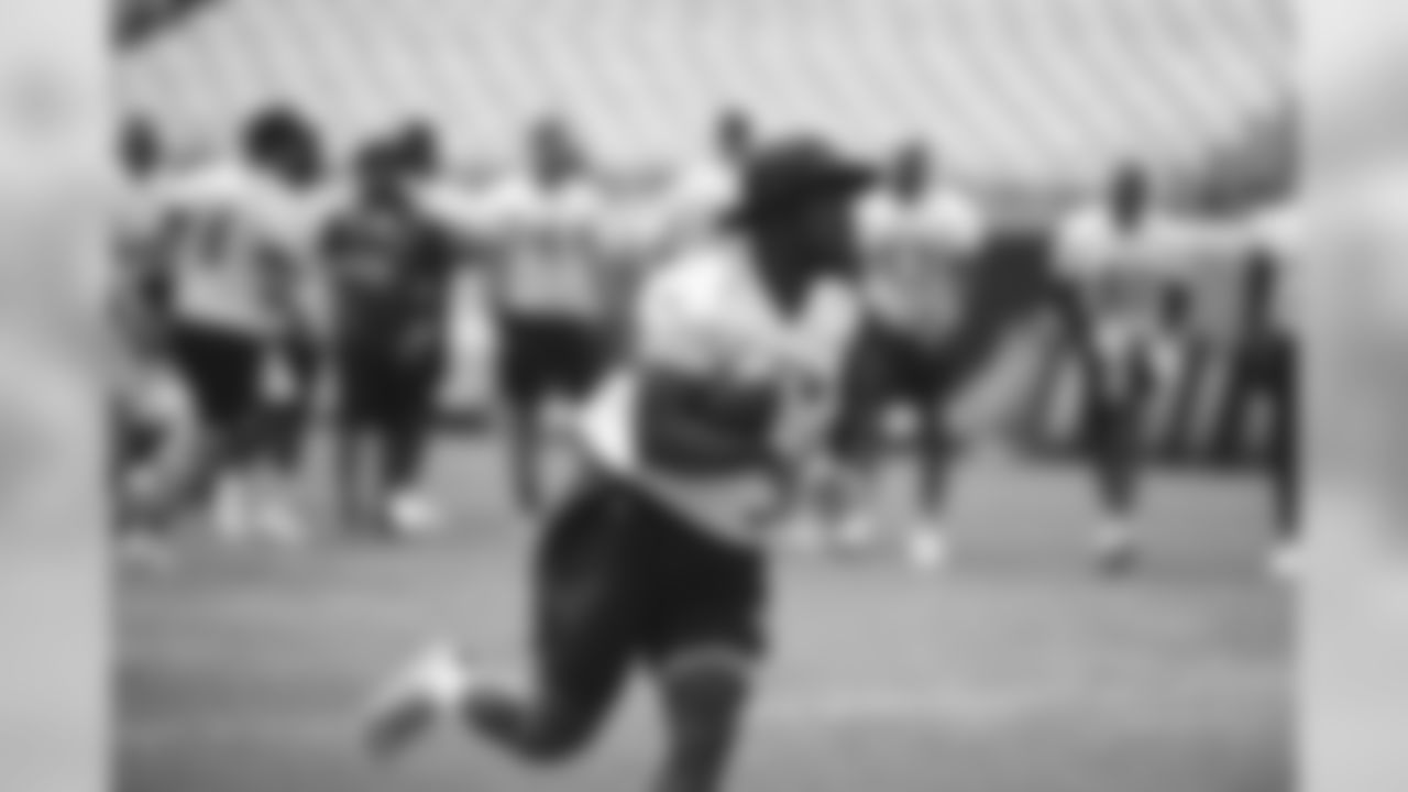 Pittsburgh Steelers running back Kerrith Whyte Jr. (40) trains at Heinz Field during the Steelers 2020 Training Camp, Friday, Aug. 7, 2020 in Pittsburgh, PA. (Karl Roser / Pittsburgh Steelers)