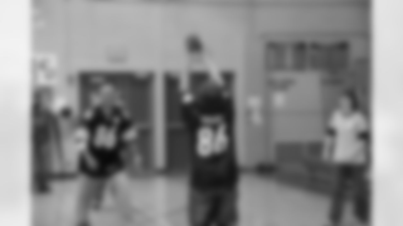 09_Take_A_Player_To_School