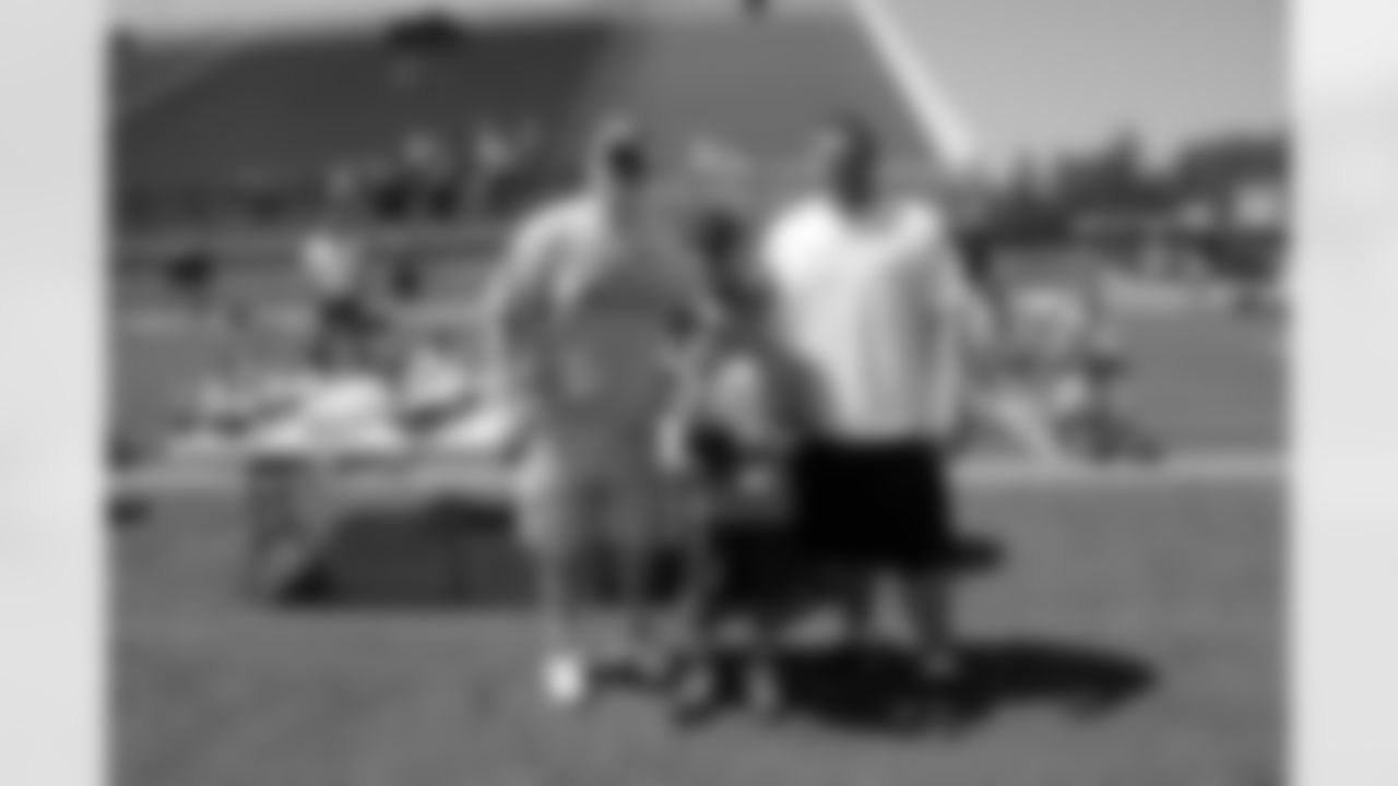 2010_steelers_youth_camp_calu