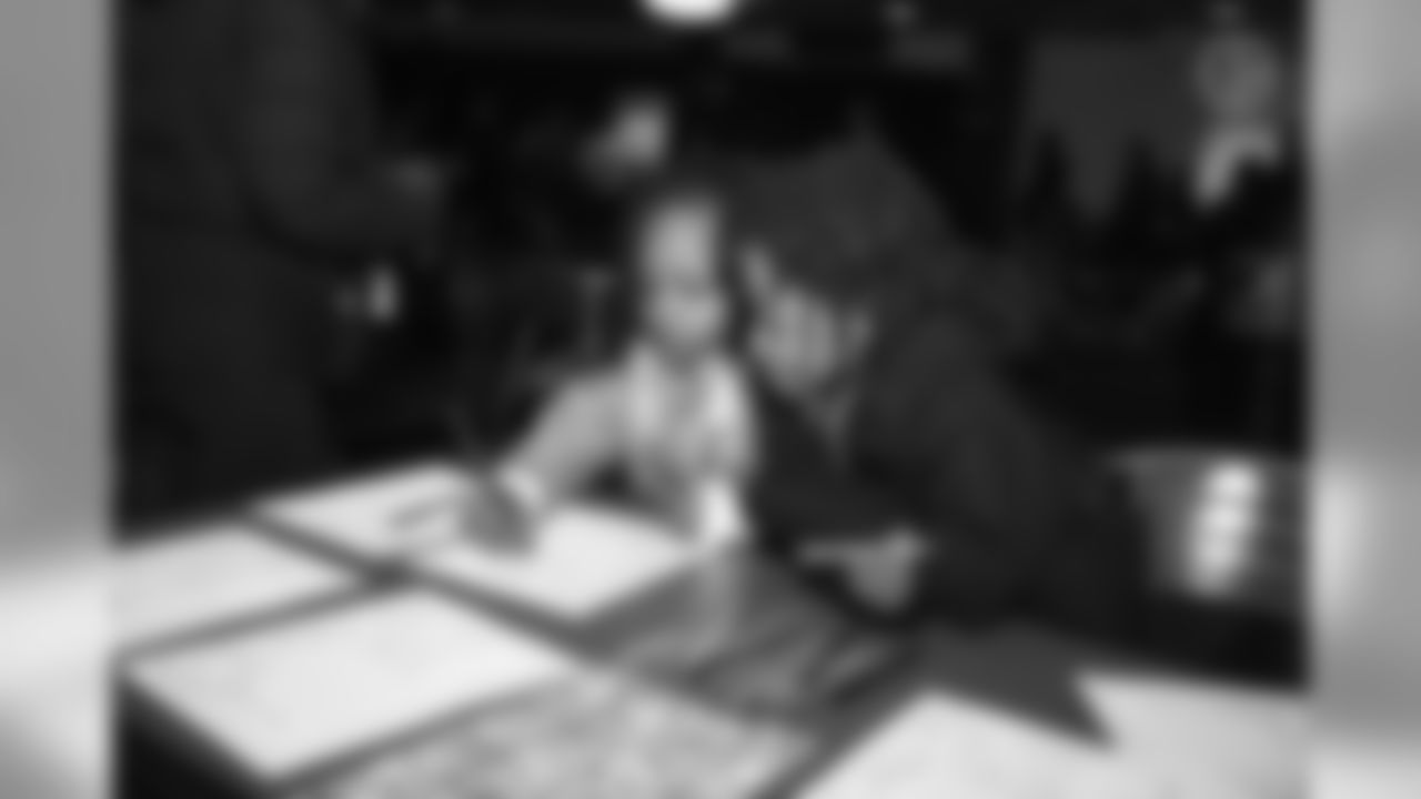 2019_HuddlefortheHolidays_1203rm_00068