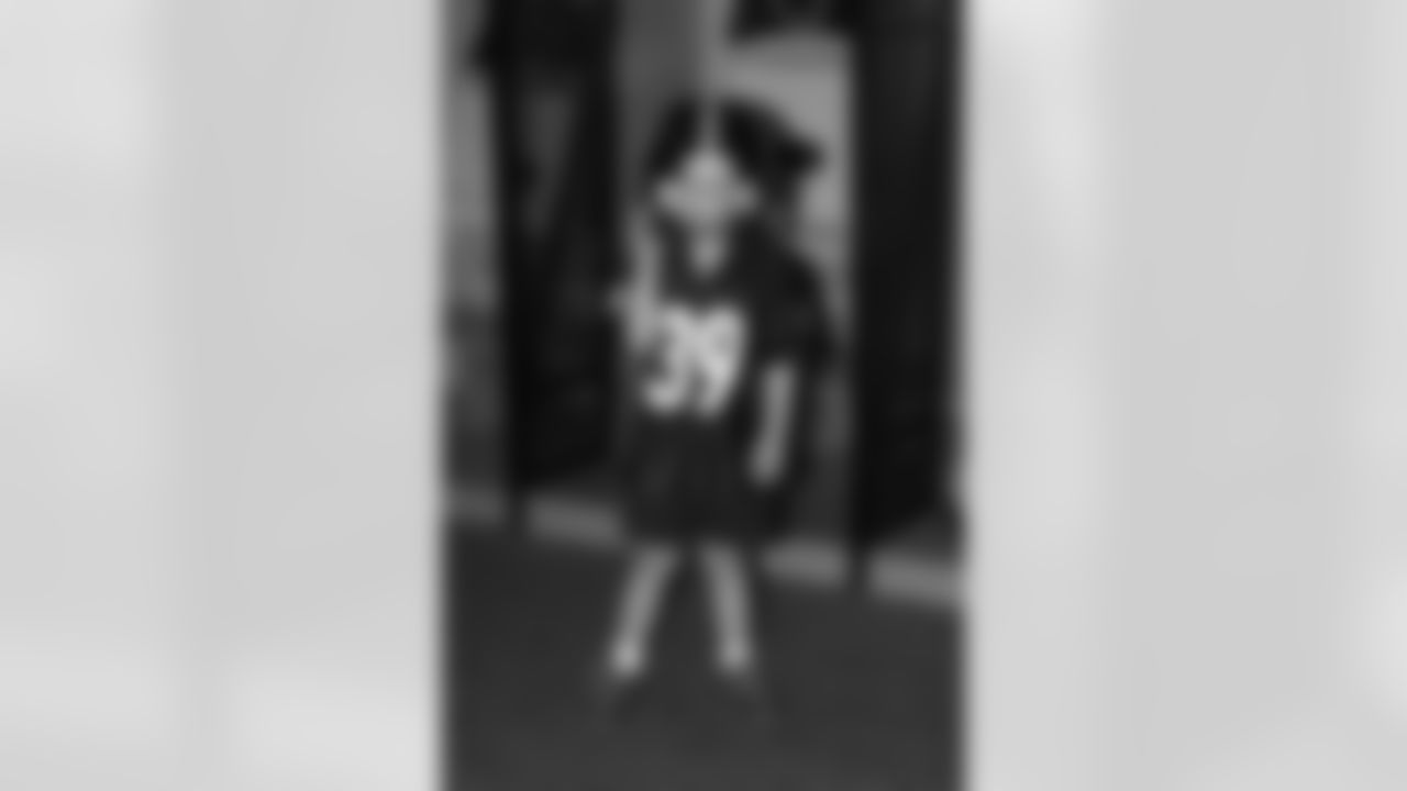 08_DraftDay_HeinzField_dh_434