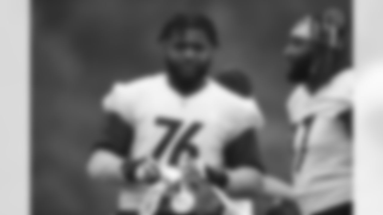Pittsburgh Steelers offensive lineman Chukwuma Okorafor (76) practices at the UPMC Rooney Sports Complex preparing for a Week 1 matchup against the New York Giants, Friday, Sept. 11, 2020 in Pittsburgh, PA. (Karl Roser / Pittsburgh Steelers)