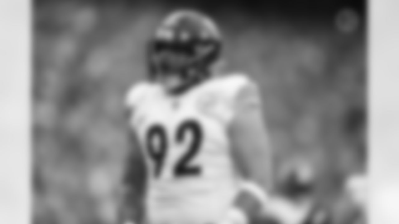 Pittsburgh Steelers defensive end Isaiahh Loudermilk (92) during a regular season game between the Pittsburgh Steelers and the Kansas City Chiefs, Sunday, Dec. 26, 2021 in Kansas City, MO. (Karl Roser / Pittsburgh Steelers)