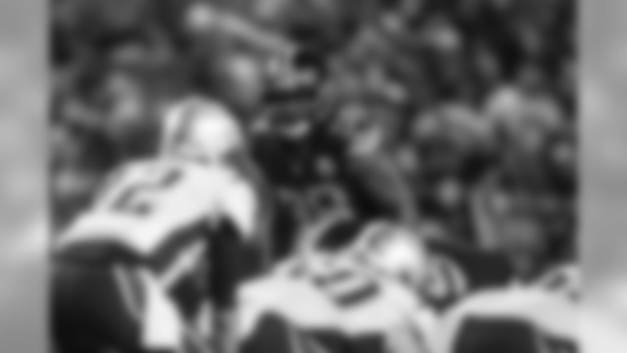 A 2018 Regular Season game between the Pittsburgh Steelers and the New England Patriots on December 16, 2018.