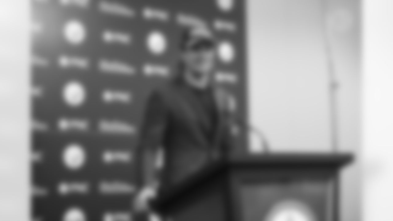 Pittsburgh Steelers first-round pick quarterback Kenny Pickett (8) speaks at a press conference following the NFL Draft at the UPMC Rooney Sports Complex, Friday, April 29, 2022 in Pittsburgh, PA. (Karl Roser / Pittsburgh Steelers)