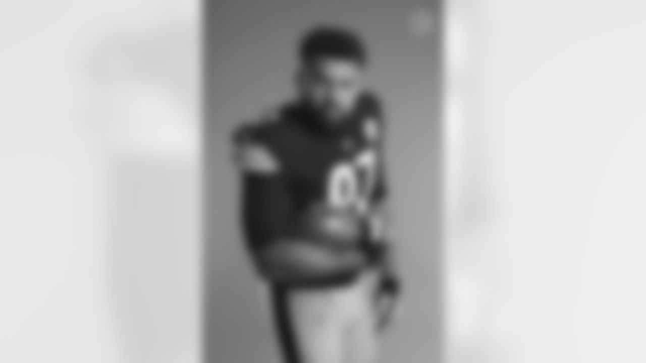 Pittsburgh Steelers defensive tackle Cameron Heyward (97) poses for a photo during the Steelers 2021 media day, Saturday, July 24, 2021 in Pittsburgh, PA. (Karl Roser / Pittsburgh Steelers)