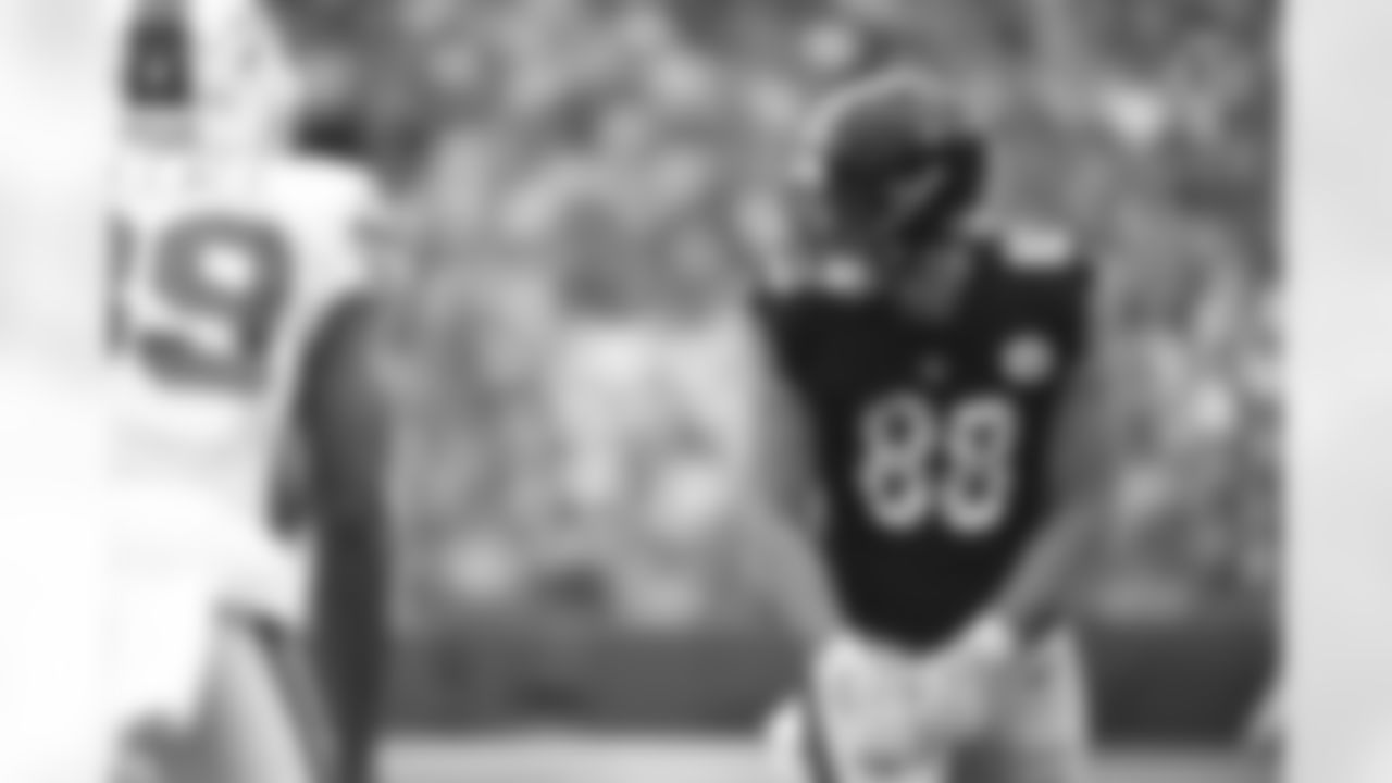 Pittsburgh Steelers tight end Pat Freiermuth (88) during a regular season game between the Pittsburgh Steelers and the Buffalo Bills, Sunday, Sept. 12, 2021 in Buffalo, NY. (Caitlyn Epes / Pittsburgh Steelers)