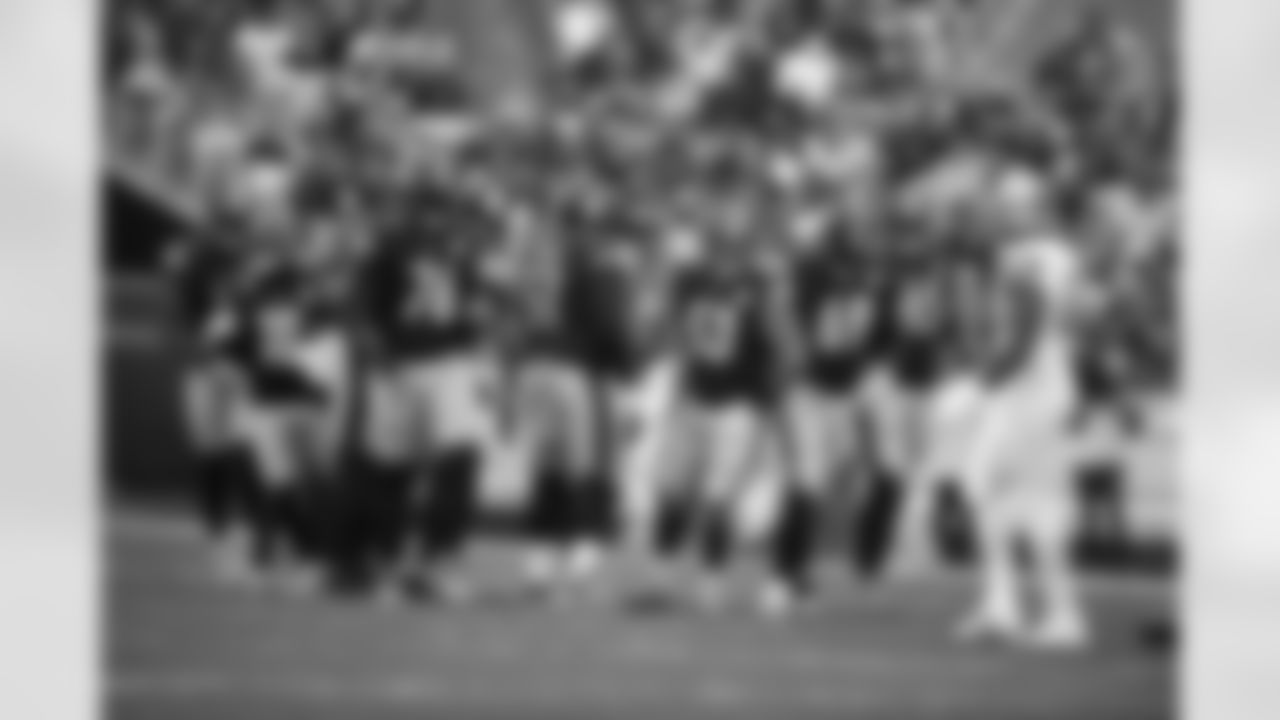 The Pittsburgh Steelers during a regular season game between the Pittsburgh Steelers and the Detroit Lions, Sunday, Nov. 14, 2021 in Pittsburgh, PA. The Steelers and Lions tied in OT 16-16. (Karl Roser / Pittsburgh Steelers)
