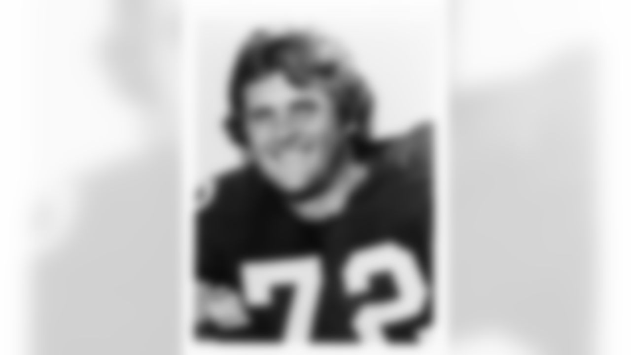 1971 Gerry Mullins: In the 1971 NFL Draft, the Steelers added two linemen, one offensive and one defensive, who would start on four Super Bowl championship teams. Mullins, a guard, never was voted to a Pro Bowl, but his contributions to those Lombardi trophies never has been in dispute. In fact, the only offensive lineman from those teams ever to be afforded any individual accolades during that decade was Mike Webster. Four Super Bowl rings.