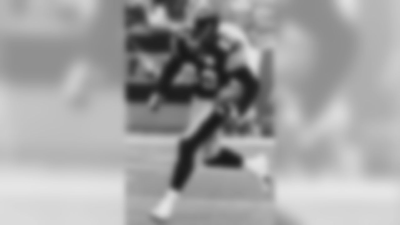 Lenzie Jackson (2001-2002)