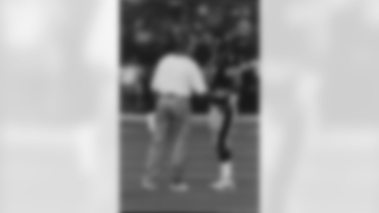 Pete Gonzalez (98-99)