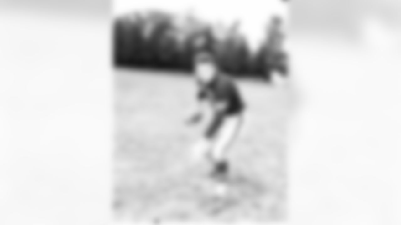 1957 LEN DAWSON: Back in this era, the Steelers did a better job of drafting than developing. In 1955, they had cut a quarterback they picked on the ninth-round named John Unitas; and in 1957, they would draft Dawson but cut him after three years and only 17 pass attempts. Unitas was inducted into the Hall of Fame in 1979. Dawson was inducted in 1987.