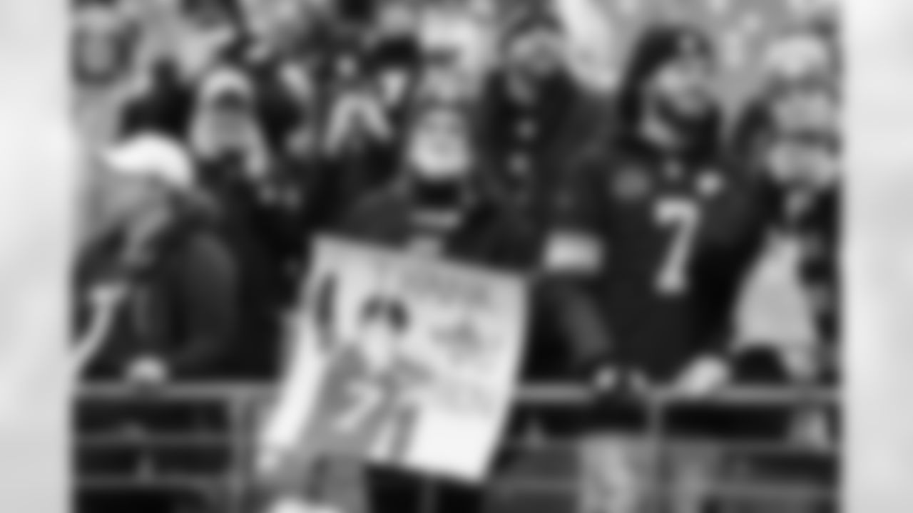 Fans during a regular season game between the Pittsburgh Steelers and the Baltimore Ravens, Sunday, Jan. 9, 2022 in Baltimore, MD. (Karl Roser / Pittsburgh Steelers)