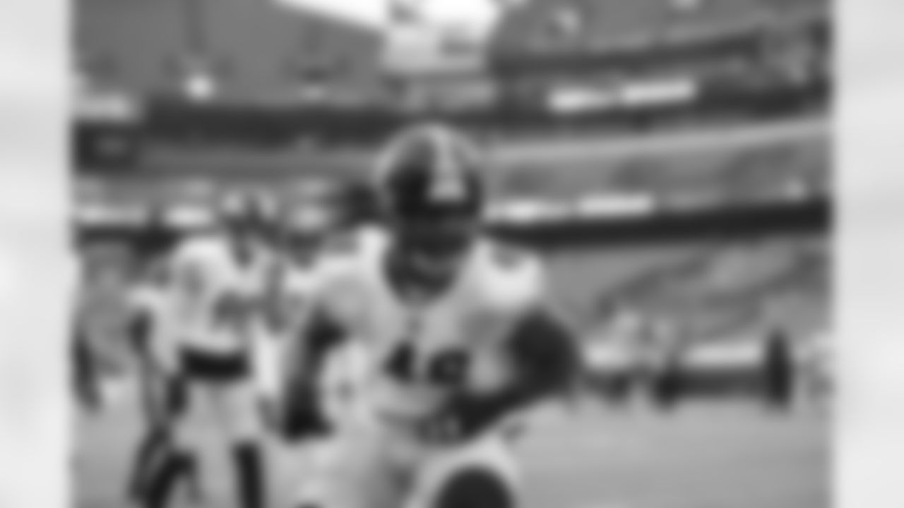 Pittsburgh Steelers linebacker Bud Dupree (48) during a regular season game between the Pittsburgh Steelers and the Baltimore Ravens, Sunday, Nov. 1, 2020 in Baltimore, MD. (Karl Roser / Pittsburgh Steelers)
