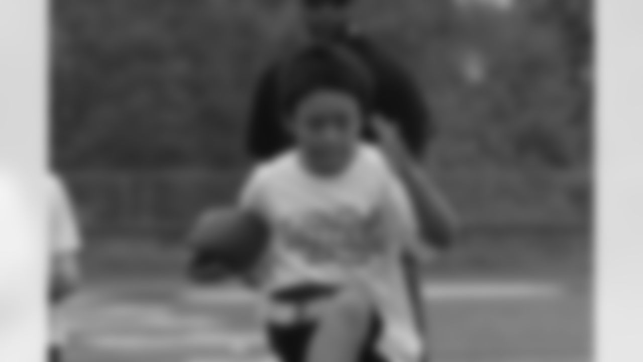 2010_steelers_youth_camp_calu