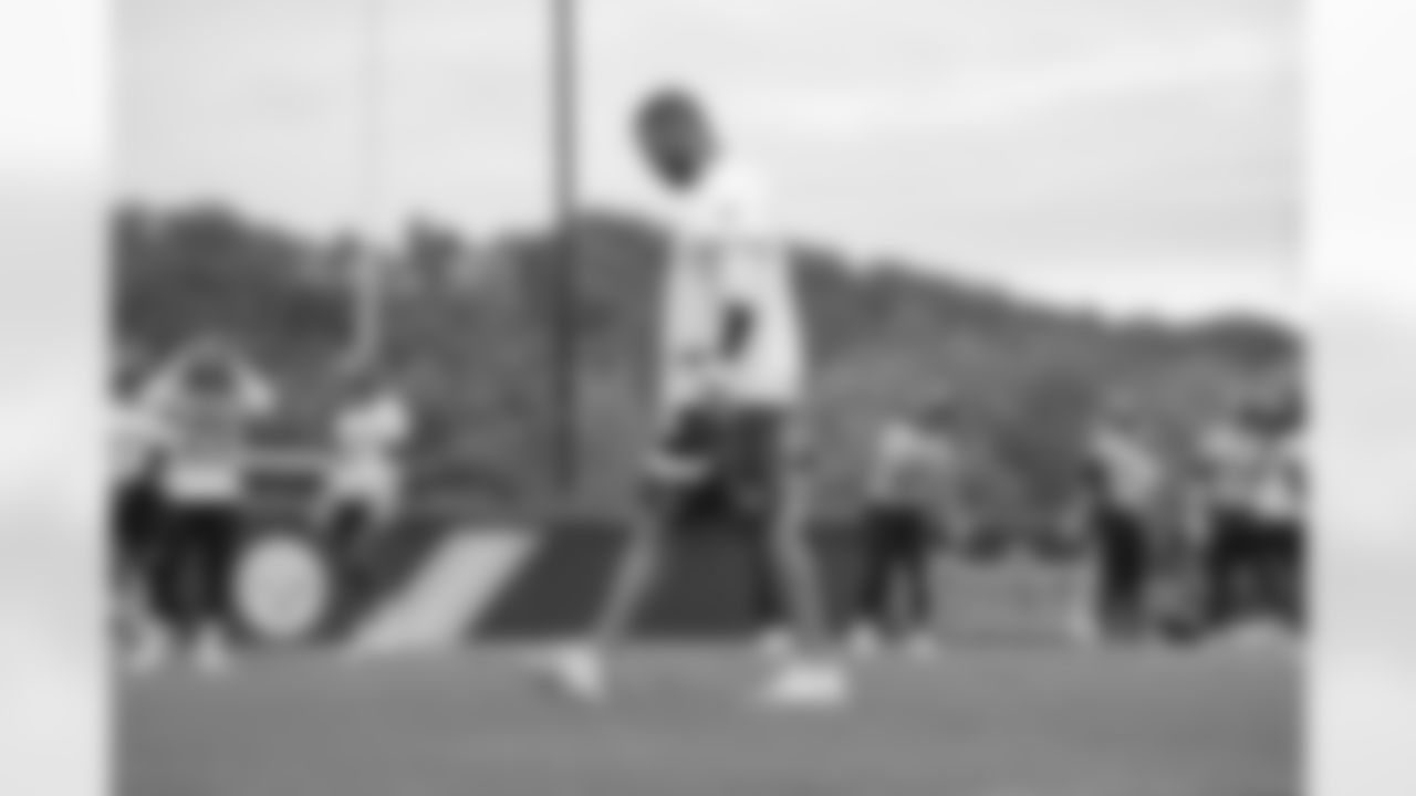 Pittsburgh Steelers quarterback Ben Roethlisberger (7) participates in the Organized Team Activities (OTAs), Wednesday June 2, 2021 at the UPMC Rooney Sports Complex. (Caitlyn Epes / Pittsburgh Steelers)