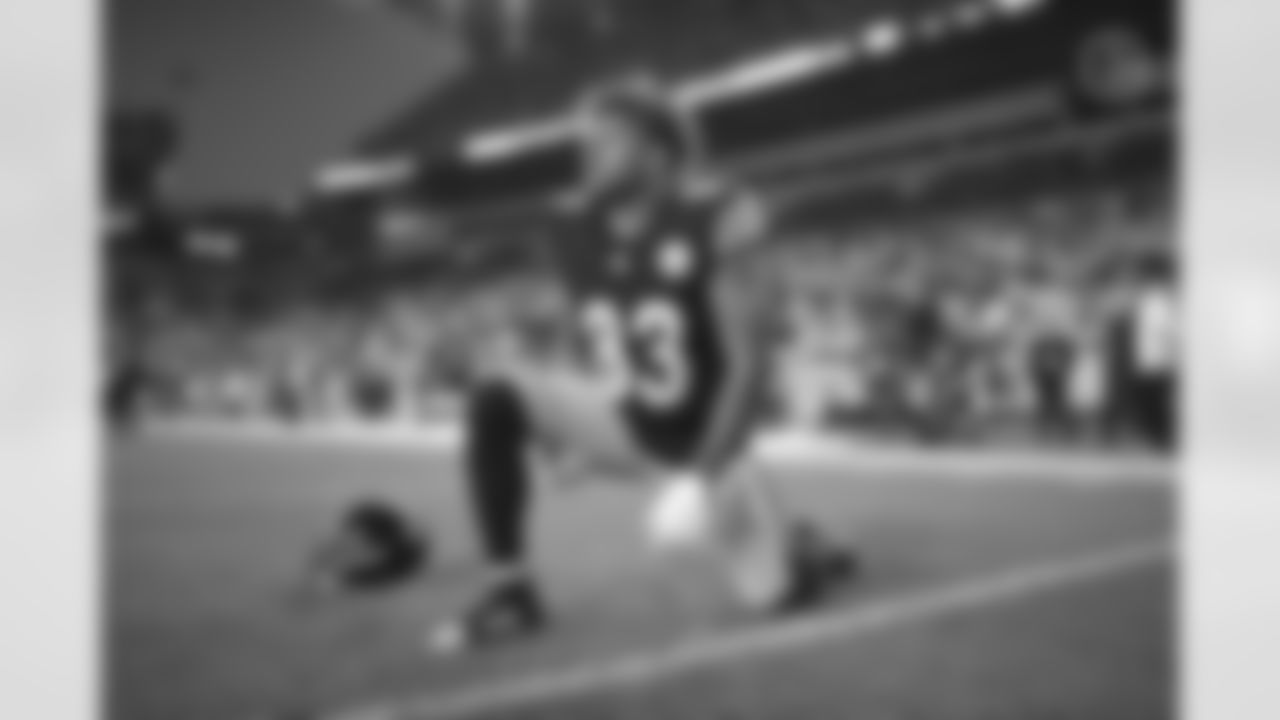 Pittsburgh Steelers tight end/fullback Connor Heyward (83) during a regular season game between the Pittsburgh Steelers and the Cleveland Browns, Monday, Sept. 18, 2023 in Pittsburgh, PA. (Karl Roser / Pittsburgh Steelers)