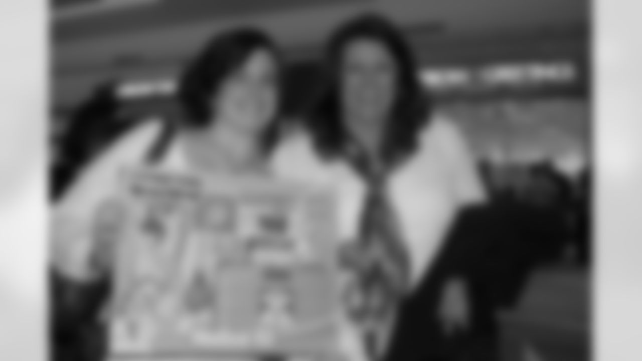 09_Childrens_Hospital_Toy_Drive