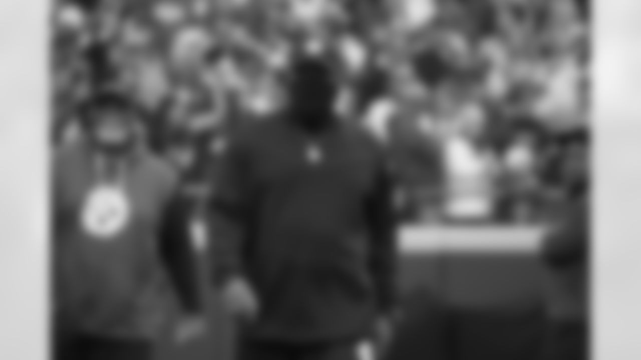 Pittsburgh Steelers Head Coach Mike Tomlin during a regular season game between the Pittsburgh Steelers and the Kansas City Chiefs, Sunday, Dec. 26, 2021 in Kansas City, MO. (Denny Medley / Pittsburgh Steelers)