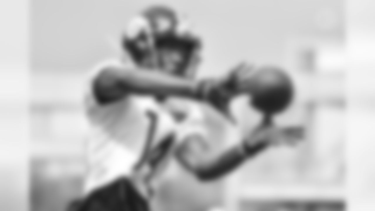 Tevin Jones
