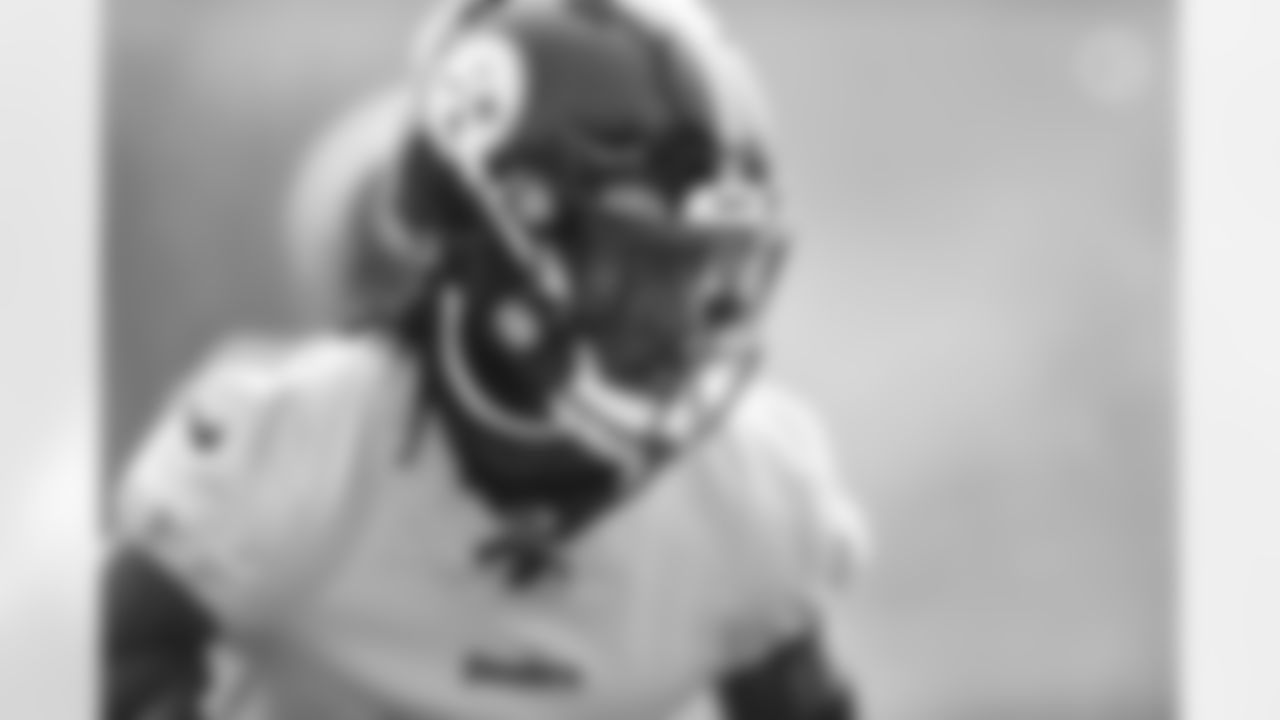 Pittsburgh Steelers cornerback Joey Porter Jr. (24) participates in the Organized Team Activities (OTAs), Tuesday June 6, 2023 at the UPMC Rooney Sports Complex. (Abigail Dean / Pittsburgh Steelers)