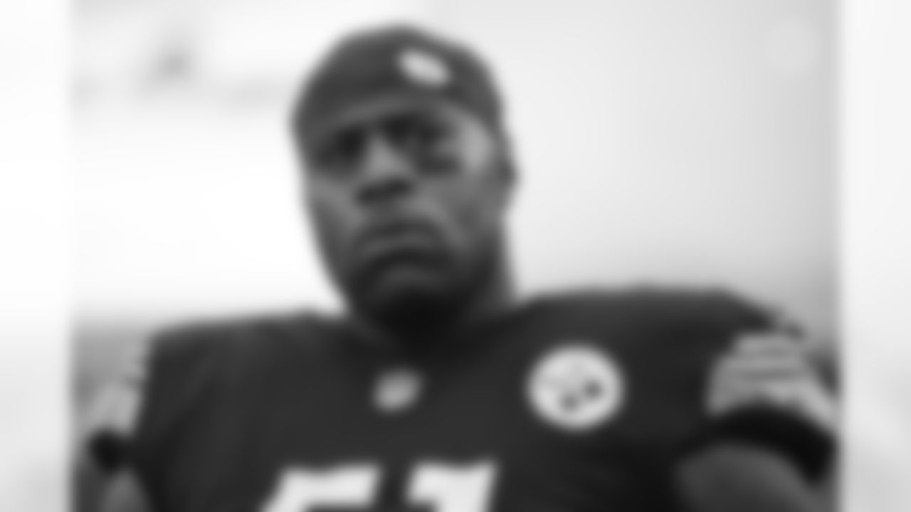 Pittsburgh Steelers guard Trai Turner (51) during a regular season game between the Pittsburgh Steelers and the Buffalo Bills, Sunday, Sept. 12, 2021 in Buffalo, NY. The Steelers beat the Bills 23-16. (Caitlyn Epes / Pittsburgh Steelers)