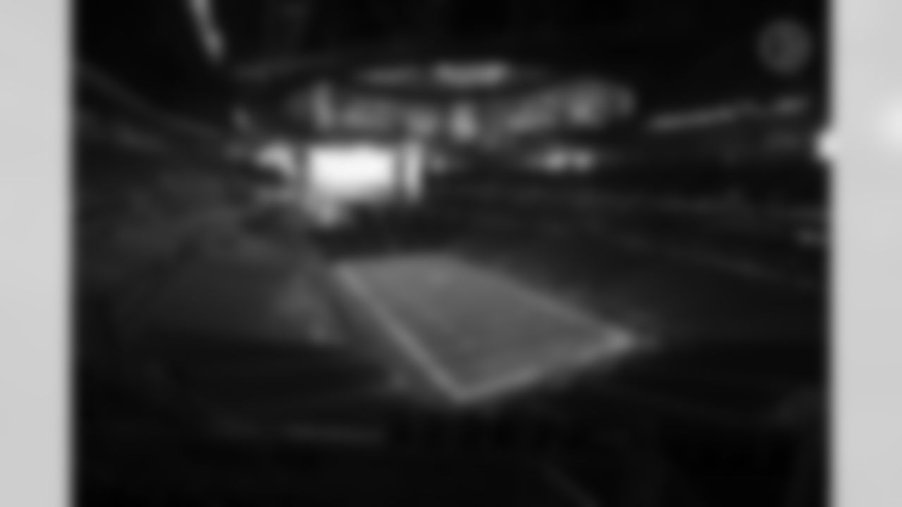 A general view if Mercedes-Benz Stadium during a regular season game between the Pittsburgh Steelers and the Atlanta Falcons, Sunday, Dec. 4, 2022 in Atlanta, GA. (Joe Noyes / Pittsburgh Steelers)