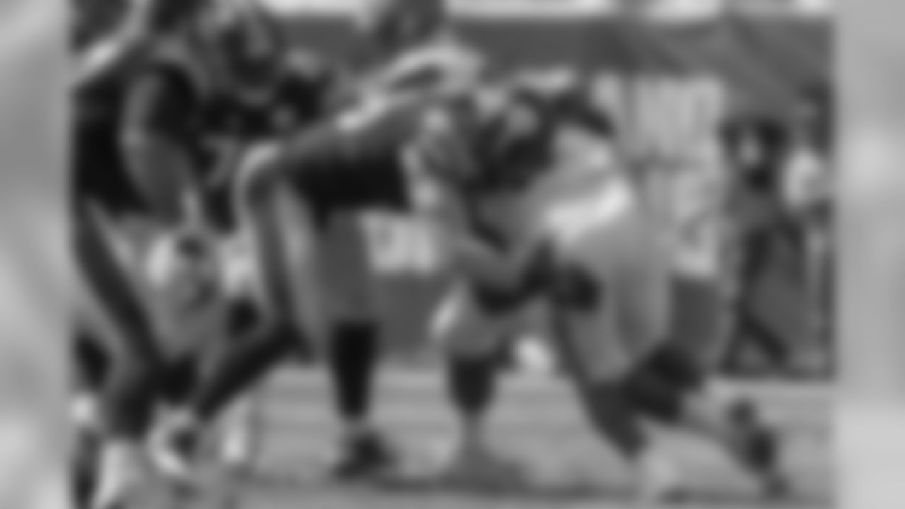 A 2017 Regular Season game between the Pittsburgh Steelers and the Cleveland Browns on Sunday September 10, 2017. The Steelers defeated the Browns 21-18.