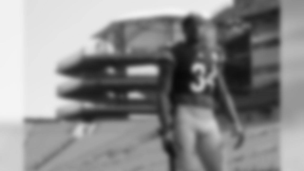 2018_TerrellEdmunds_UNI_0524kr_0002