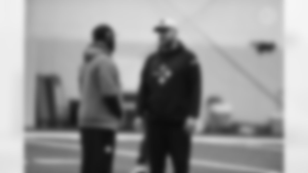 Pittsburgh Steelers quarterback Ben Roethlisberger (7) and Pittsburgh Steelers Head Coach Mike Tomlin during practice at the UPMC Rooney Sports Complex preparing for a Week 17 matchup against the Cleveland Browns, Thursday, Dec. 30, 2021 in Pittsburgh, PA. (Karl Roser / Pittsburgh Steelers)