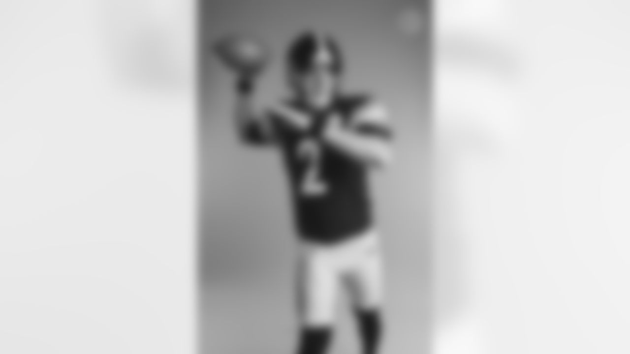 Pittsburgh Steelers quarterback Mason Rudolph (2) poses for a photo during the Steelers 2021 media day, Friday, July 23, 2021 in Pittsburgh, PA. (Karl Roser / Pittsburgh Steelers)