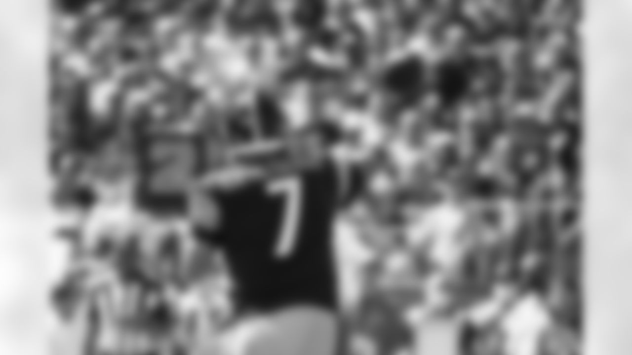 Pittsburgh Steelers quarterback Ben Roethlisberger (7) during a regular season game between the Pittsburgh Steelers and the Cincinnati Bengals, Sunday, Sept. 26, 2021 in Pittsburgh, PA. The Bengals beat the Steelers 24-10. (Caitlyn Epes / Pittsburgh Steelers)