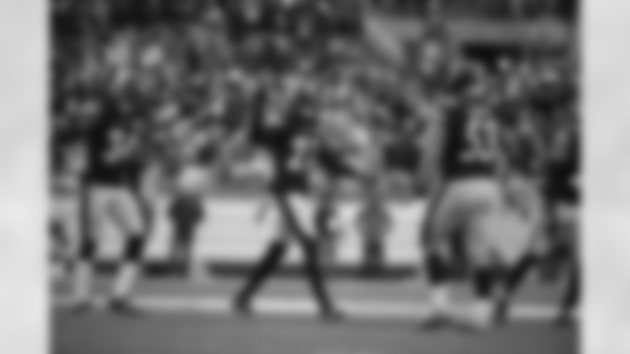 Pittsburgh Steelers linebacker Marcus Allen (27) during a regular season game between the Pittsburgh Steelers and the Tennessee Titans, Sunday, Dec. 19, 2021 in Pittsburgh, PA. The Steelers beat the Titans 19-13. (Caitlyn Epes / Pittsburgh Steelers)