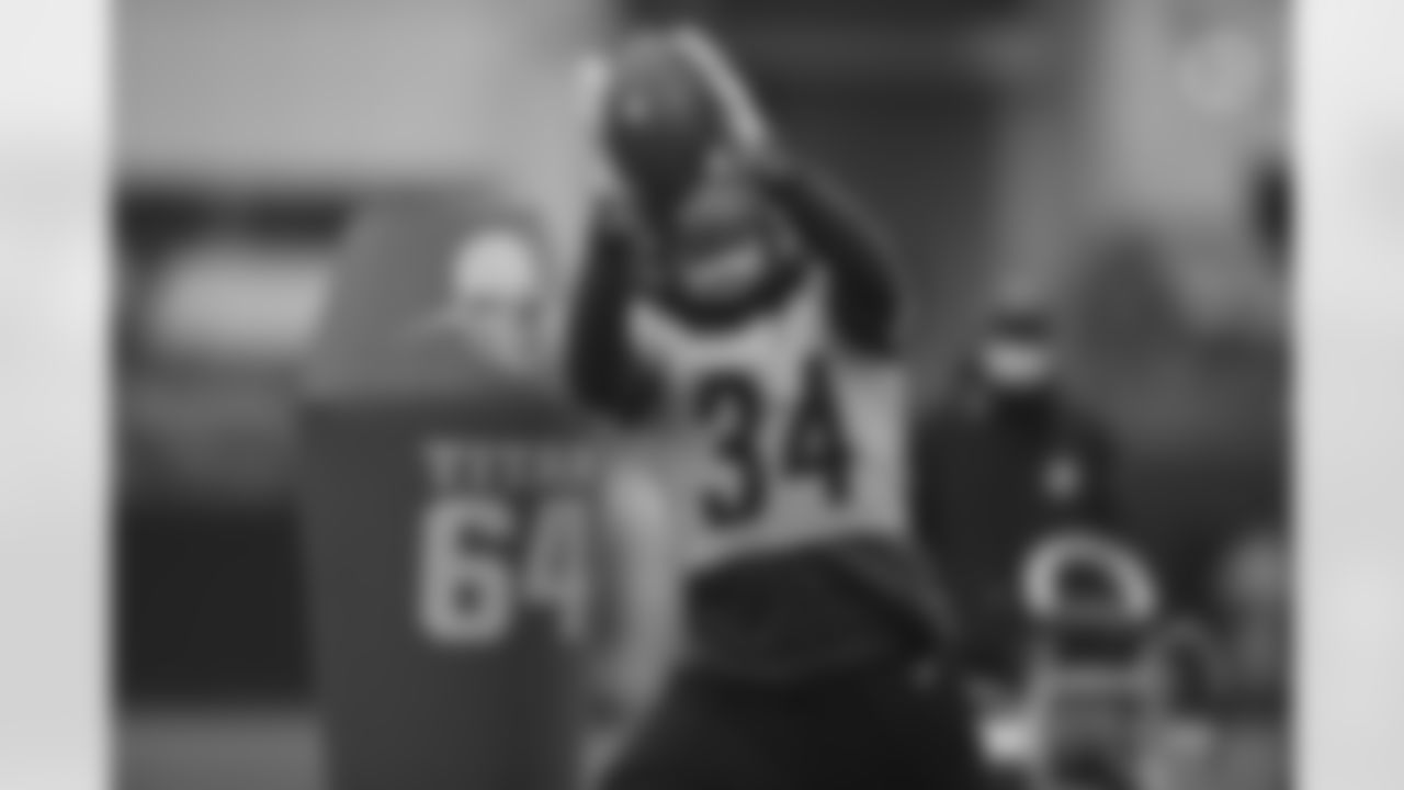Pittsburgh Steelers safety Terrell Edmunds (34) practices at the UPMC Rooney Sports Complex preparing for a Week 12 matchup against the Baltimore Ravens, Wednesday, Nov. 25, 2020 in Pittsburgh, PA. (Karl Roser / Pittsburgh Steelers)