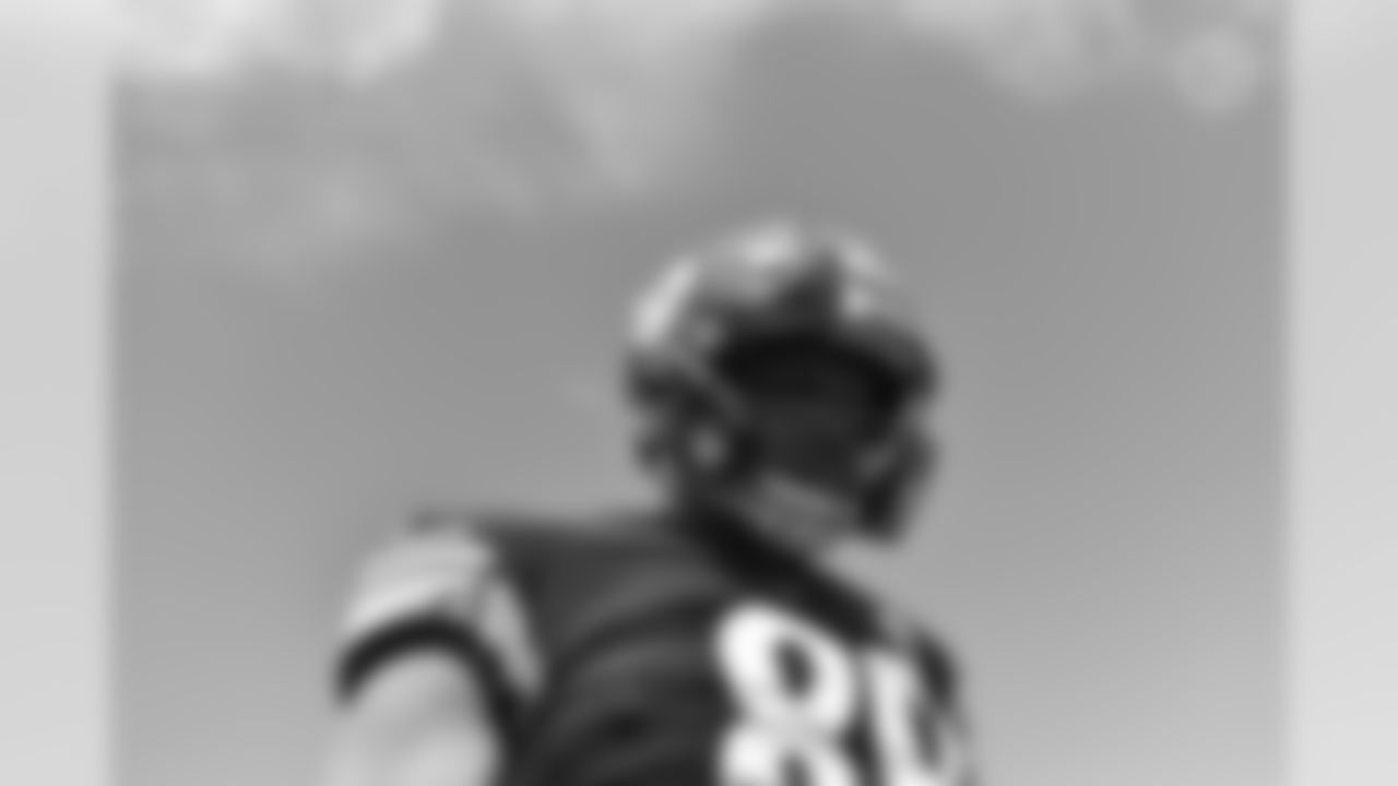 Vance McDonald