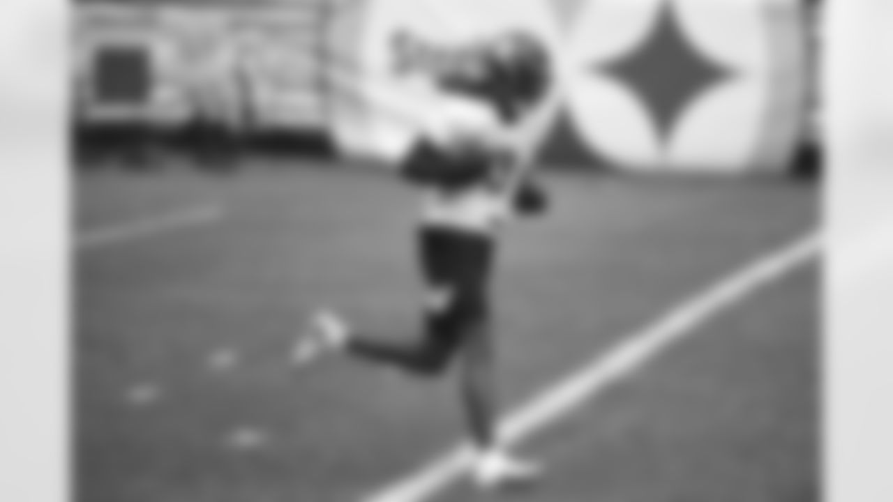 Pittsburgh Steelers wide receiver Anthony Johnson (83) trains at Heinz Field during the 2021 Steelers Camp, Saturday, Aug. 14, 2021 in Pittsburgh, PA. (Caitlyn Epes / Pittsburgh Steelers)
