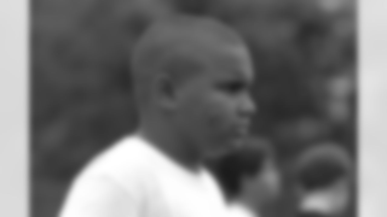 2010_steelers_youth_camp_calu