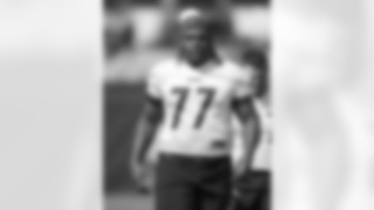 Pittsburgh Steelers offensive tackle Broderick Jones (77) participates in the Steelers rookie minicamp at the UPMC Rooney Sports Complex, Friday, May 12, 2023 in Pittsburgh, PA. (Karl Roser / Pittsburgh Steelers)