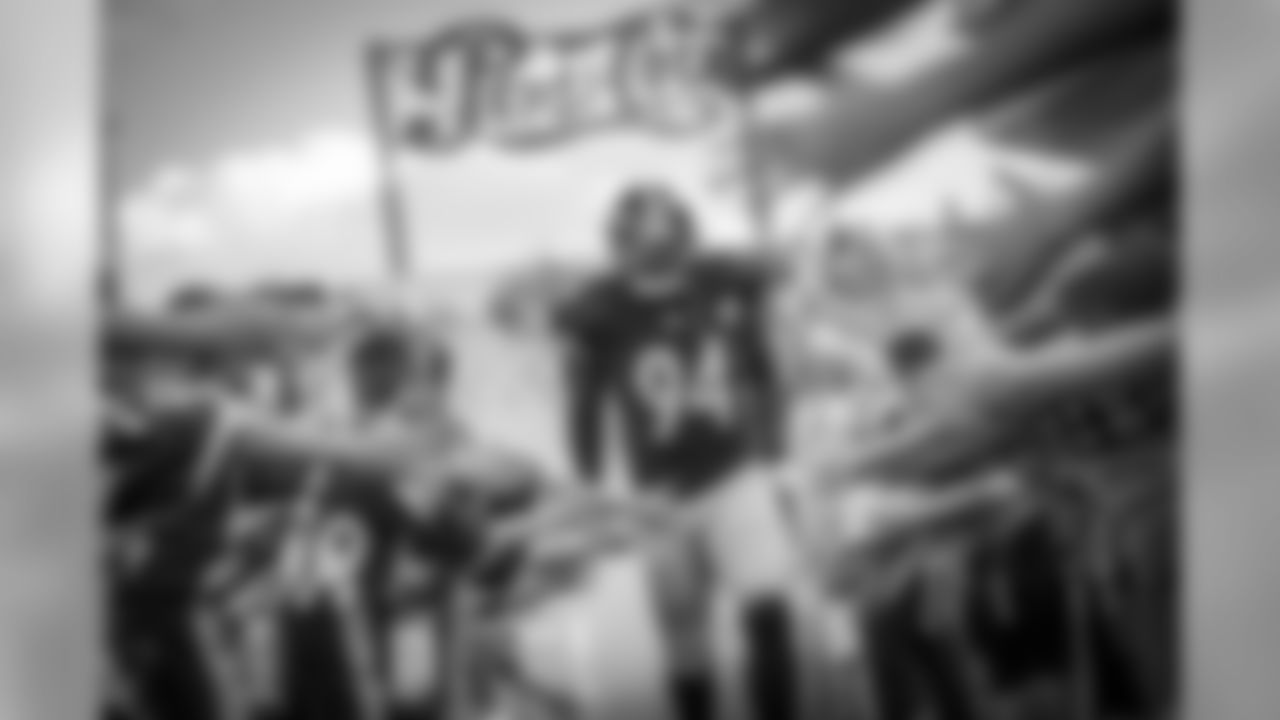 LB Lawrence Timmons