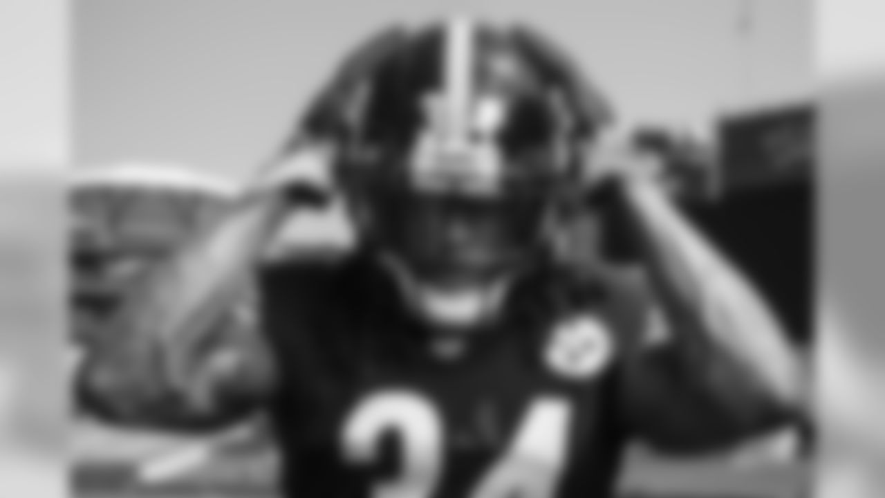 2018_TerrellEdmunds_UNI_0524kr_0015