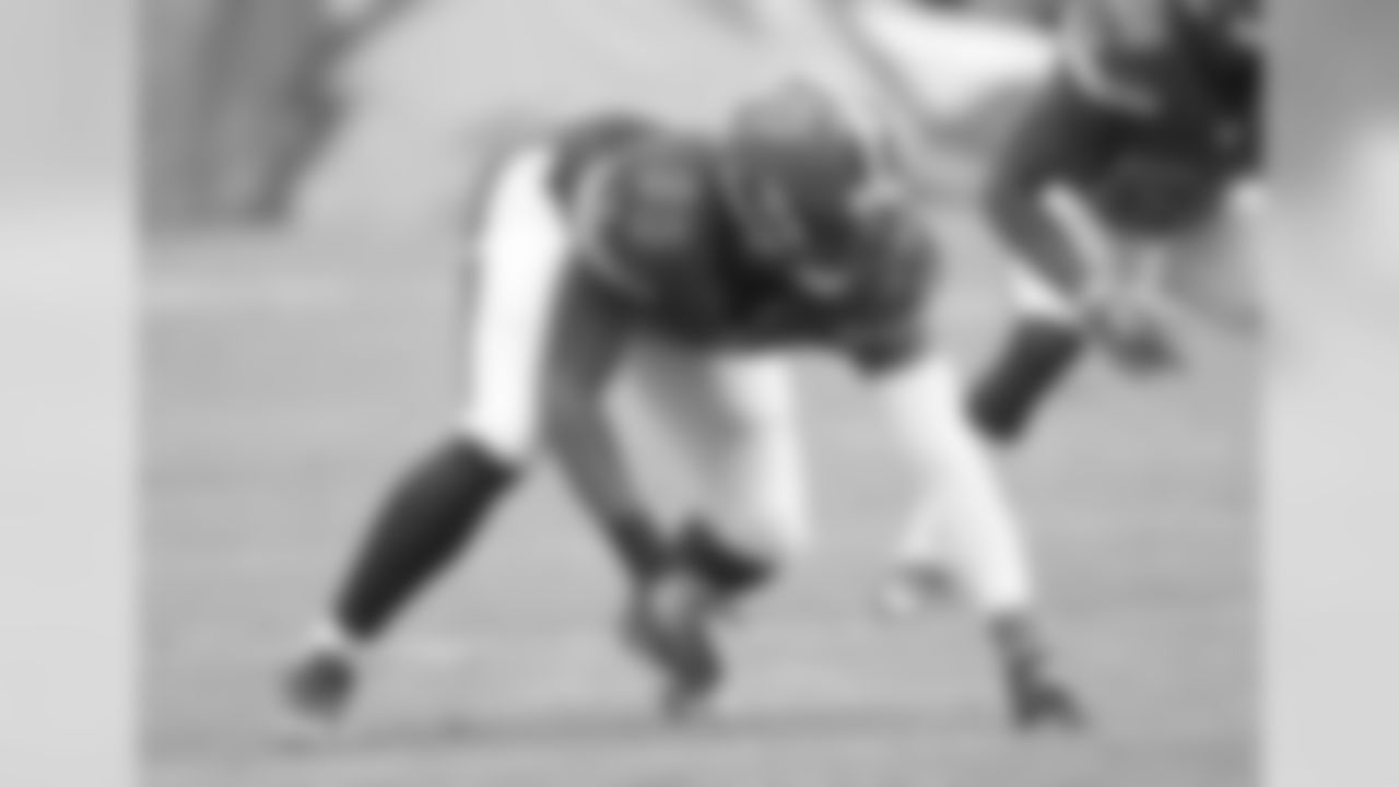 LB Armonty Bryant has recorded 3.5 quarterback sacks this season to lead the Browns pass rush. Bryant also has 26 tackles, 8 quarterback hurries and two forced fumbles in 2015.