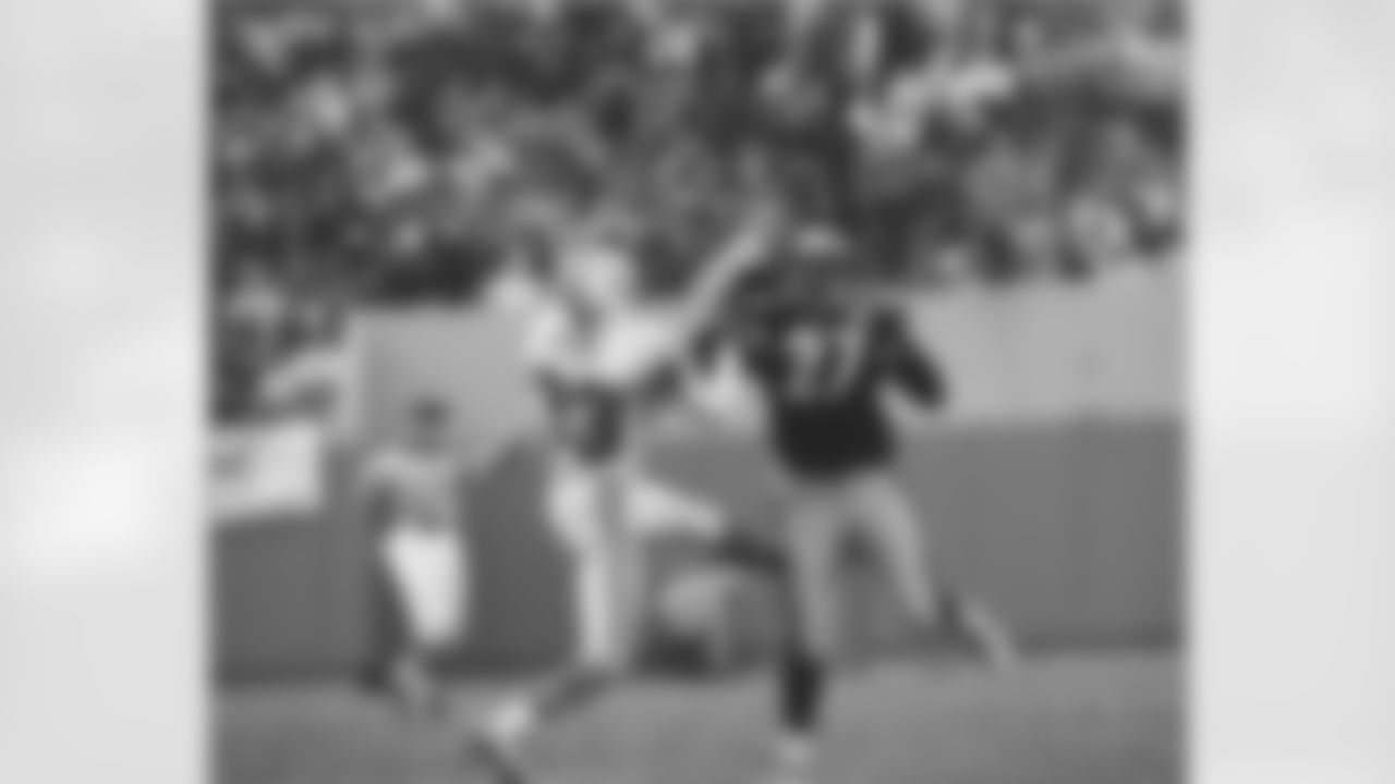 Travis Davis (1999)