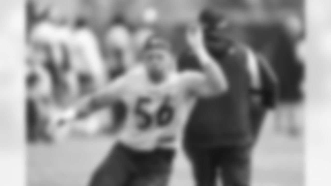 Pittsburgh Steelers linebacker Alex Highsmith (56) participates in the Organized Team Activities (OTAs), Tuesday June 6, 2023 at the UPMC Rooney Sports Complex. (Karl Roser / Pittsburgh Steelers)