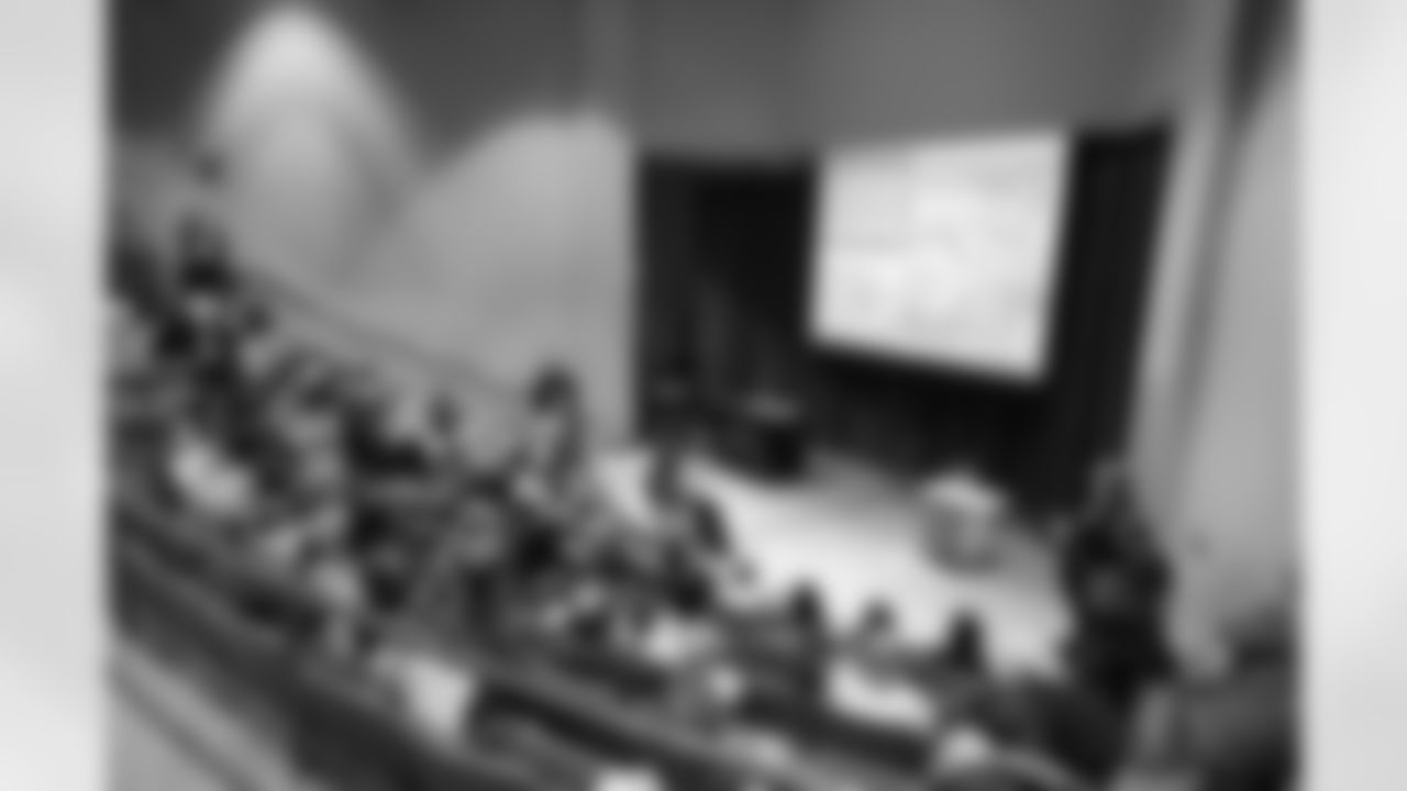 09_SpaceStation_Hoke_Keisel_dh_106