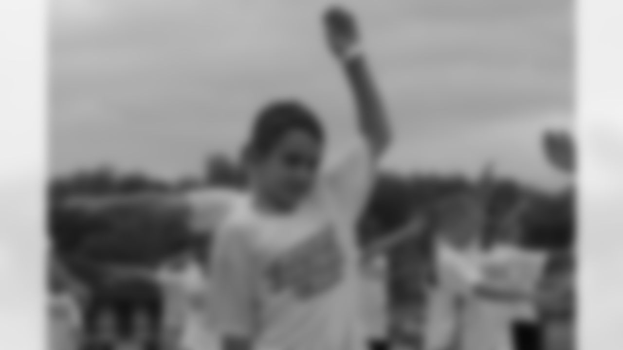 2010_steelers_youth_camp_calu