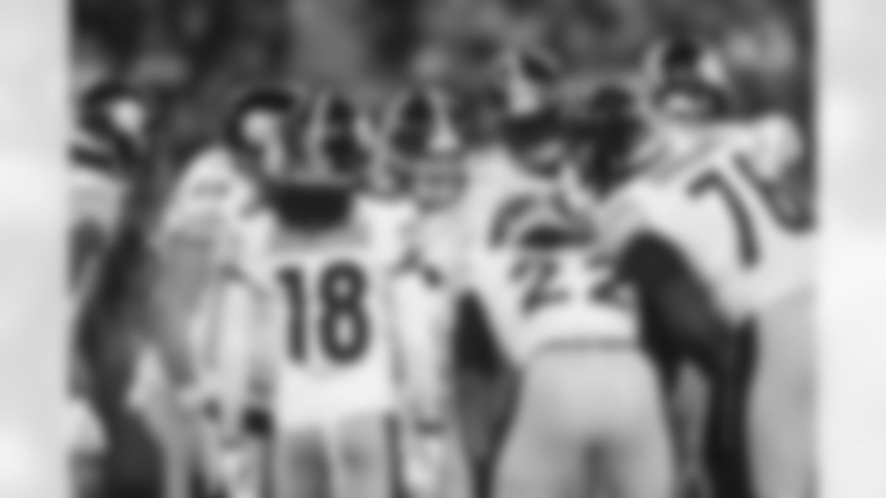 The Pittsburgh Steelers offense huddles during a regular season game between the Pittsburgh Steelers and the Baltimore Ravens, Sunday, Jan. 1, 2023 in Baltimore, MD. (Karl Roser / Pittsburgh Steelers)