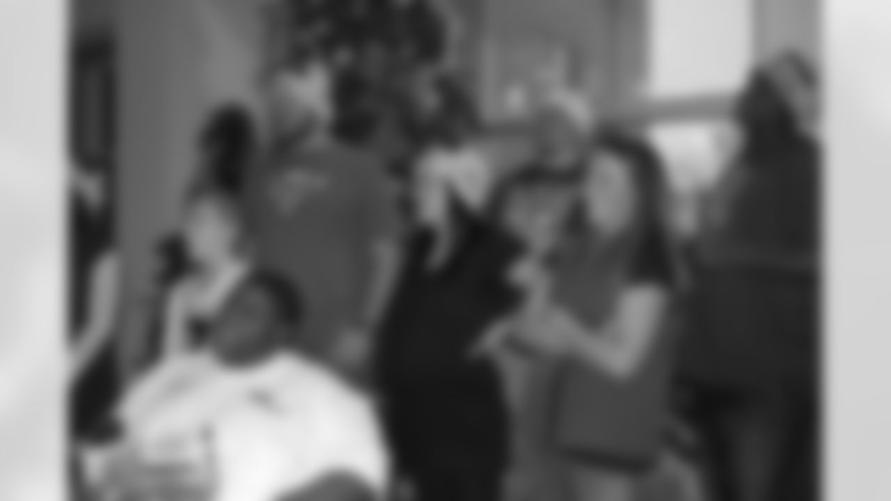 09_Childrens_Hospital_Christmas