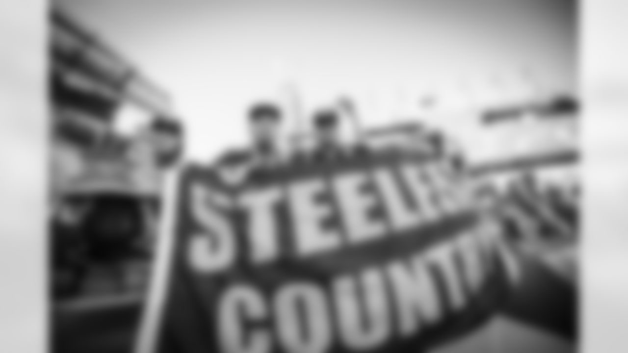 Steelers at Eagles