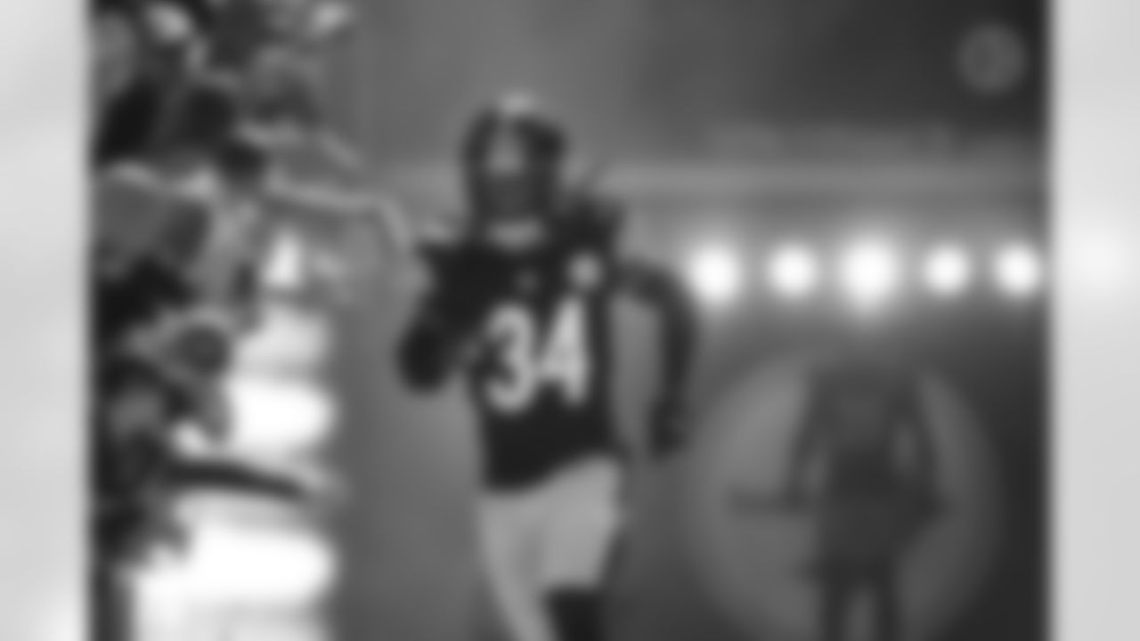 Pittsburgh Steelers safety Terrell Edmunds (34) during a regular season game between the Pittsburgh Steelers and the Cincinnati Bengals, Sunday, Sept. 26, 2021 in Pittsburgh, PA. The Bengals beat the Steelers 24-10. (Caitlyn Epes / Pittsburgh Steelers)